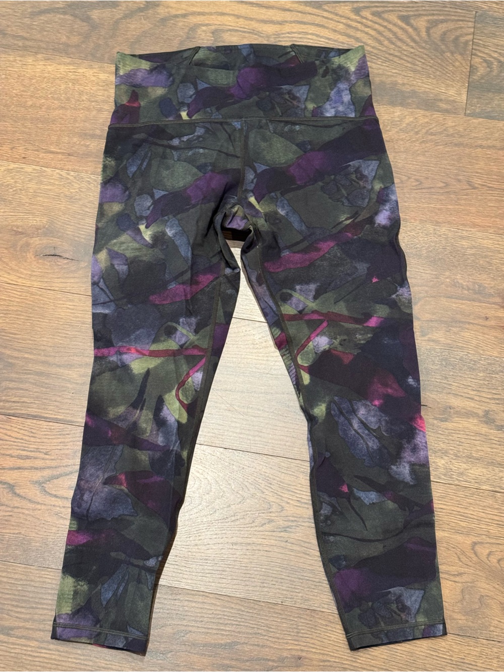 lululemon athletica Multicolor Floral Camo Leggings - Black, Purple, Olive